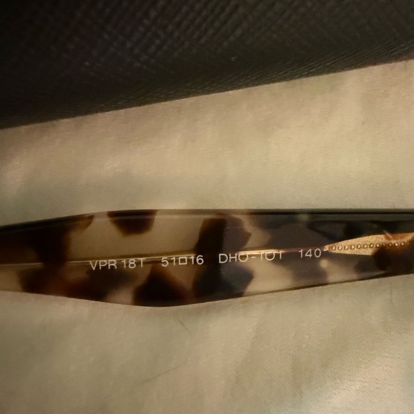 Prada Tortoise Shell Eyewear - Picture 3 of 8